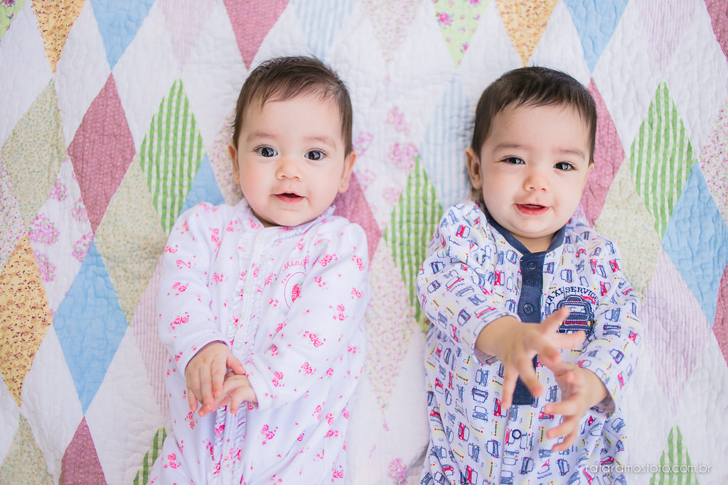 Acompanhamento infantil gêmeos, ensaio de bebes gêmeos no parque ensaio de familia no parque acompanhemento infantil bebe 6 meses 00011
