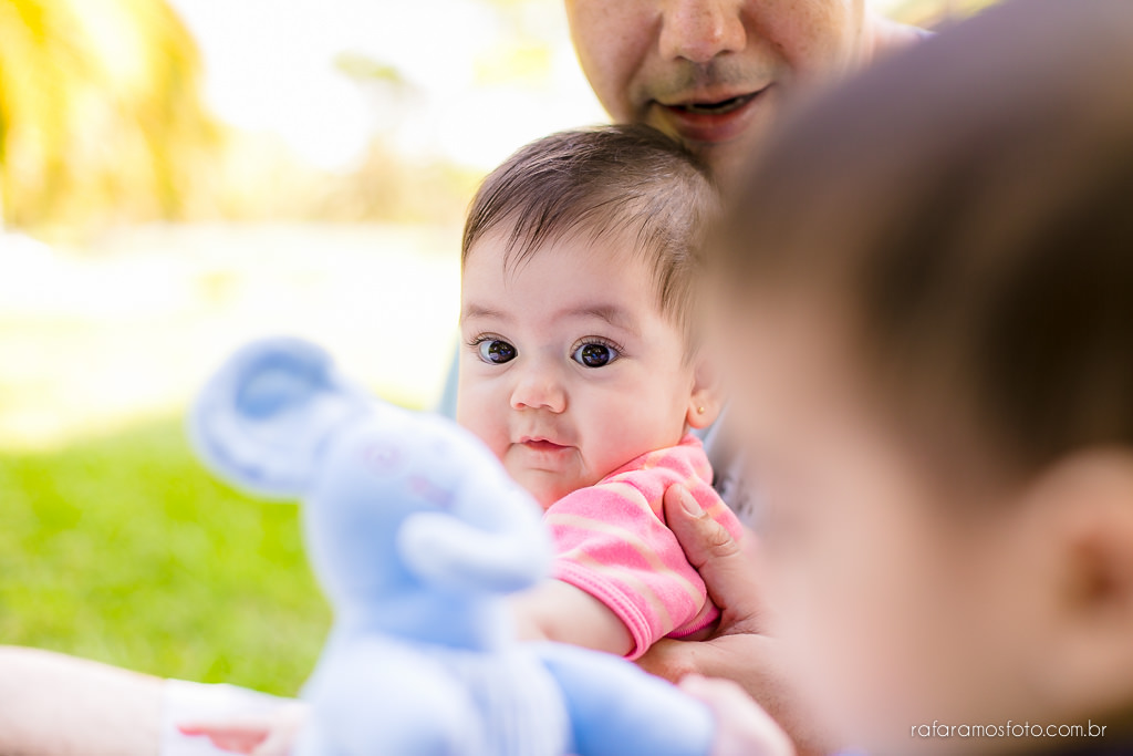 Acompanhamento infantil gêmeos, ensaio de bebes gêmeos no parque ensaio de familia no parque acompanhemento infantil bebe 6 meses 00014