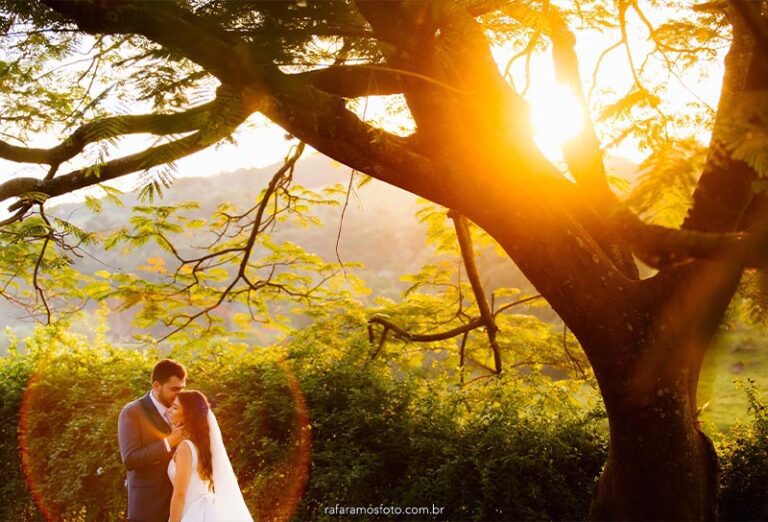 casamento ao ar livre no por do sol