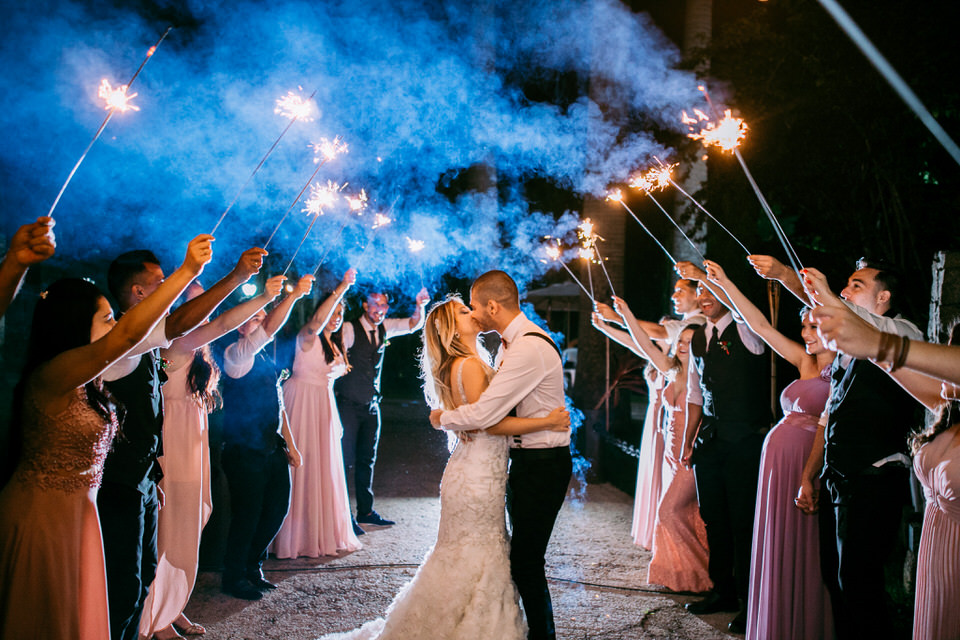 inspiração saida dos noivos com sparkles fotografo de casamento