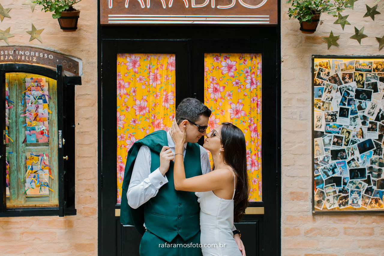 Casamento civil no Cartório de Perdizes em São Paulo, noivos trocando votos, Fotógrafo de casamento em SP registra a emoção do casamento