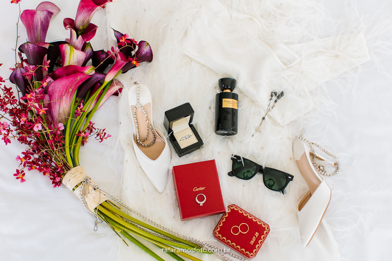 Cerimônia de casamento no Parador Renata fotografia em estilo fashion wedding
