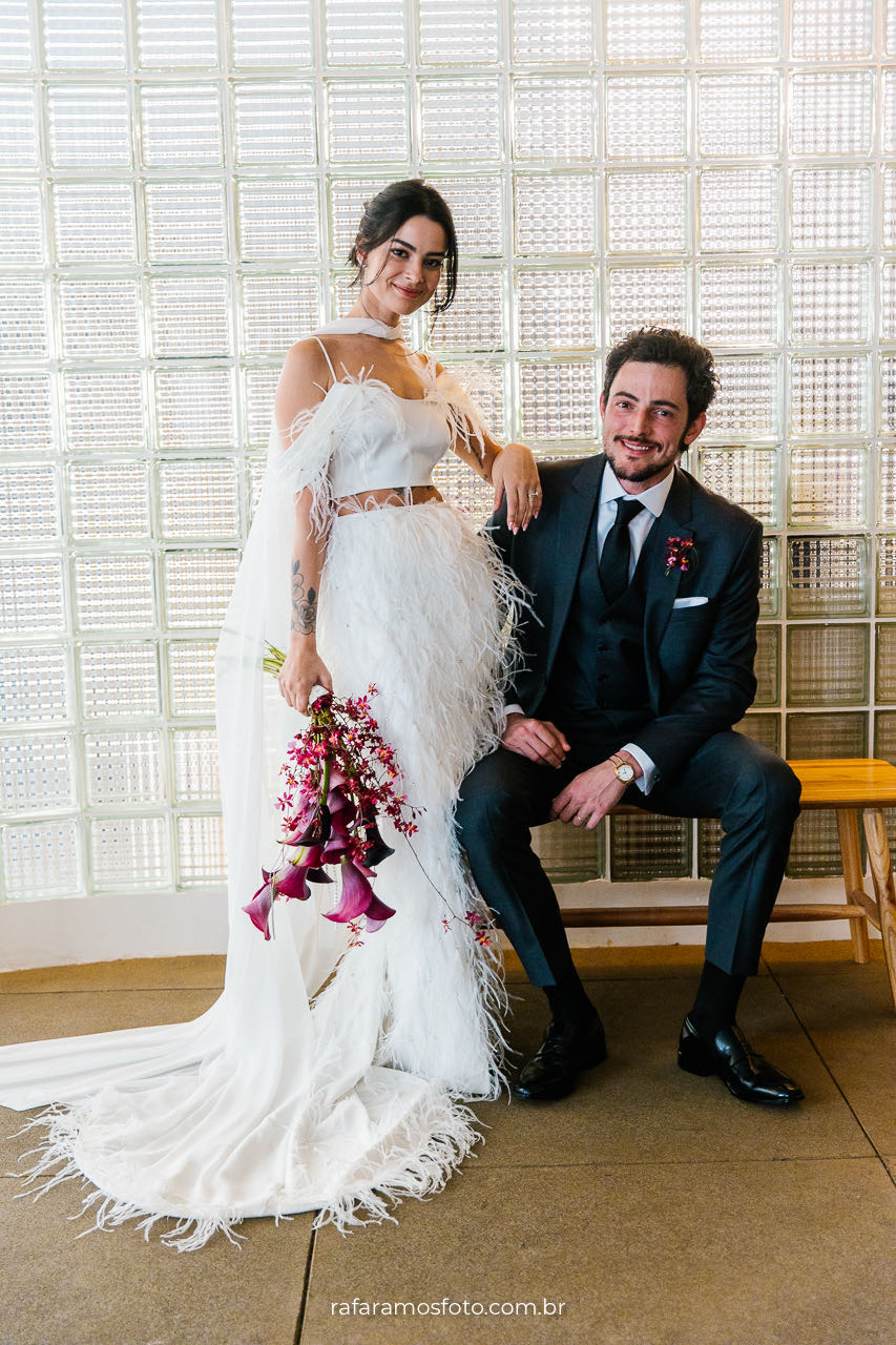 Cerimônia de casamento no Parador Renata fotografia em estilo fashion wedding