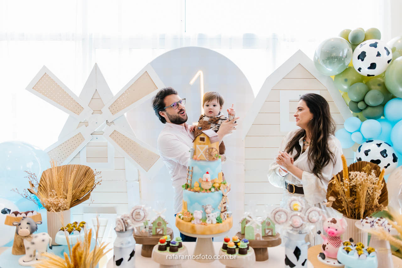  festa de 1 ano em casa tema fazendinha pelo fotografo de aniversario na vila romana